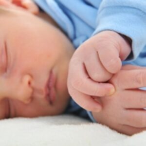 Τα μωρά είναι φυσιολογικό να ξυπνούν τη νύχτα!